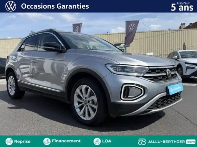Volkswagen T-Roc 1.5 tsi evo 150ch style dsg7 — photo 2
