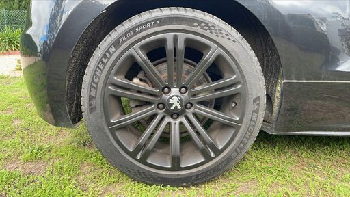 Peugeot RCZ 1.6 THP 156 - N/A – 2011 – 106070 km – Essence – Boîte Manuelle — photo 40