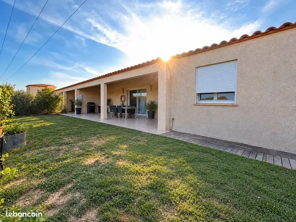 Villa f4 COURNONSEC