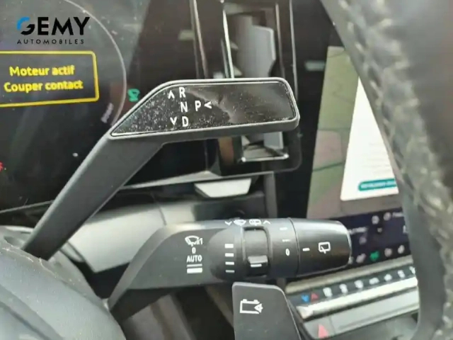 Renault Megane e-tech ev60 220 ch super charge — photo 12