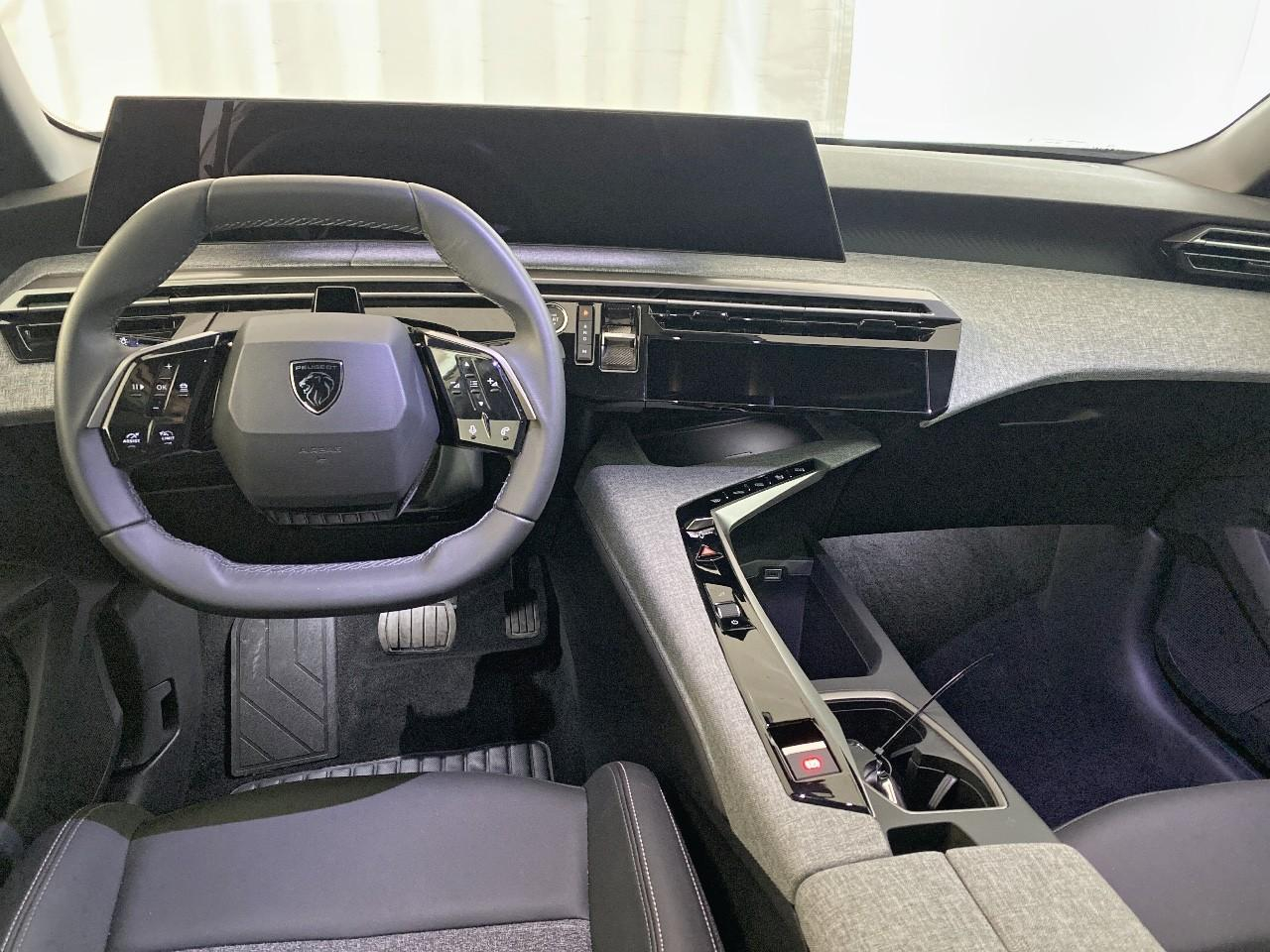 Peugeot 5008 hybrid 145 ch e-dcs6 allure — photo 8