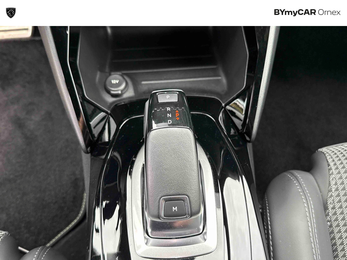 Peugeot 208 PureTech 100 S&amp;S EAT8 — photo 19