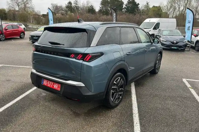 Peugeot 5008 hybrid 145 ch e-dcs6 — photo 20