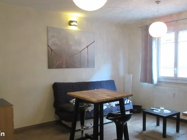 Studio meublé prox Jean Monnet
