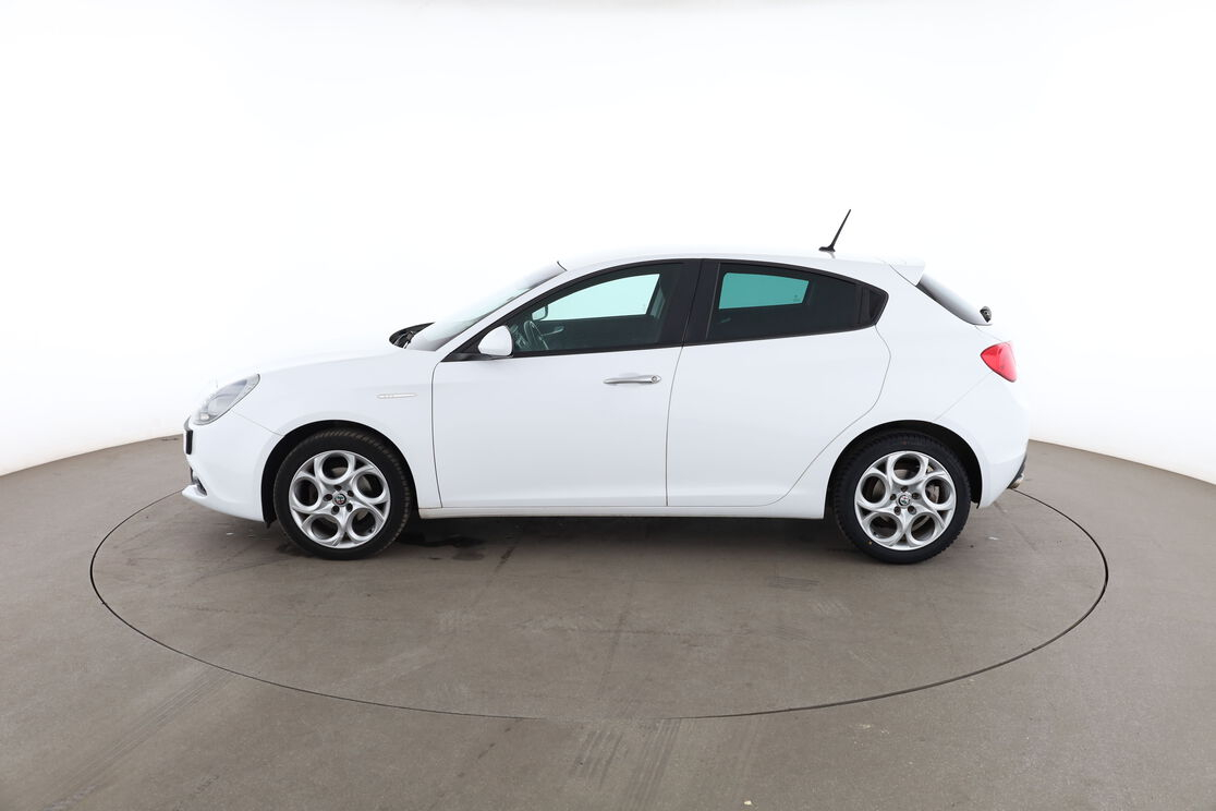 Alfa Romeo Giulietta 1.6 JTDM Super — photo 2
