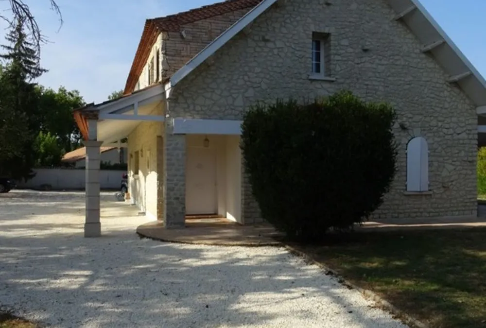 Photo 4