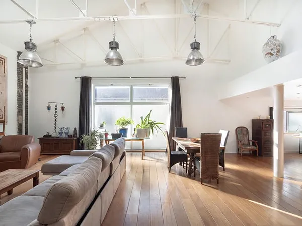Loft dans un ancien cinéma à Créteil Village