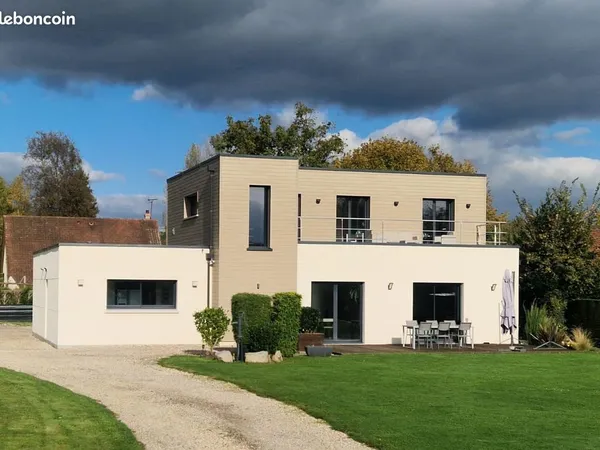 Maison moderne et lumineuse