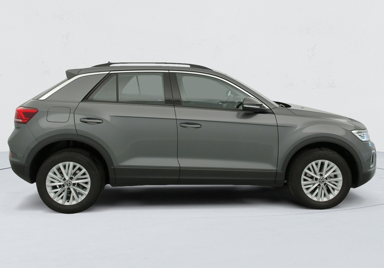 Volkswagen T-Roc — photo 6