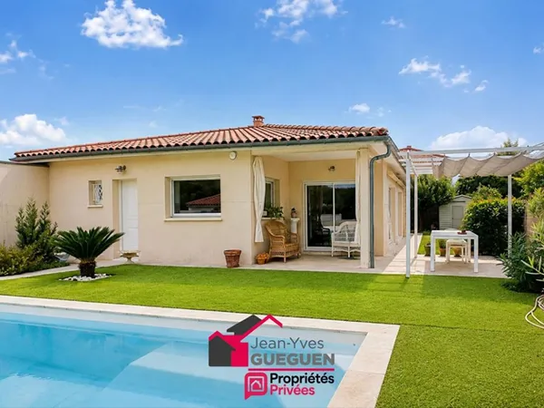 MAISON PLAIN-PIED 132 M² AVEC PISCINE ET VUE EXCEPTIONNELLE SUR LE LAURAGAIS