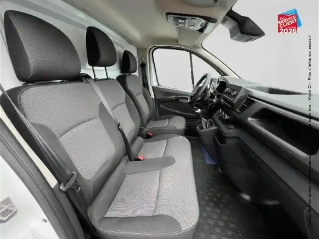 Renault Trafic fg l1h1 3t 2.0 blue dci 130ch confort e6e — photo 8