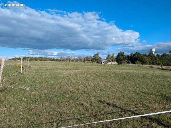 Location terrain pour chevaux Huisseau sur Cosson