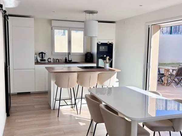 Location maison 100m2 avec jardin - Pourrières