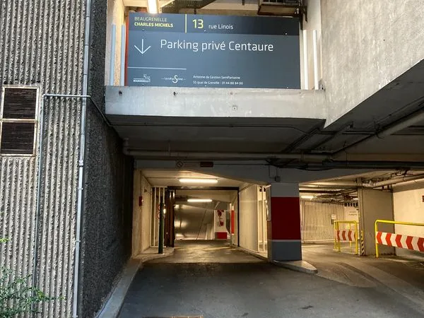 Parking à louer