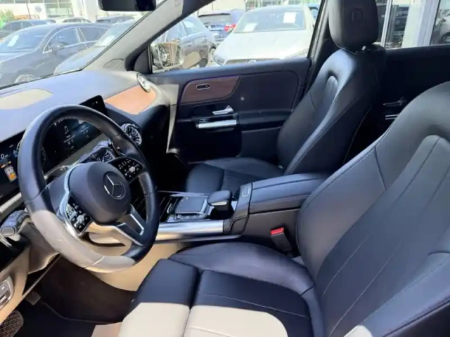 Mercedes Gla 250 e business line — photo 17