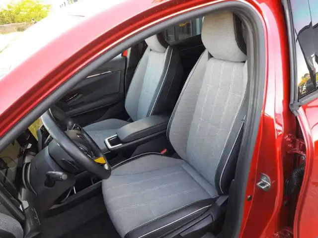 Renault Megane e-tech ev60 220 ch optimum charge — photo 9