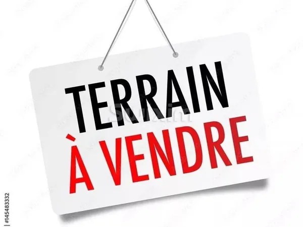 Terrain constructible 800 m²