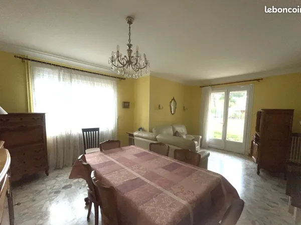 Villa 7 pièces 150 m²