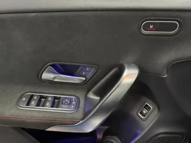 Mercedes Classe A 250 e hybrid eq amg line — photo 15