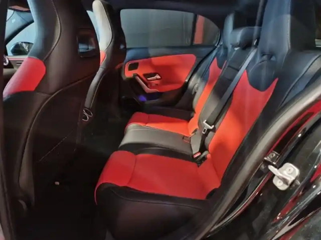 Mercedes Classe A 200 d amg line — photo 18