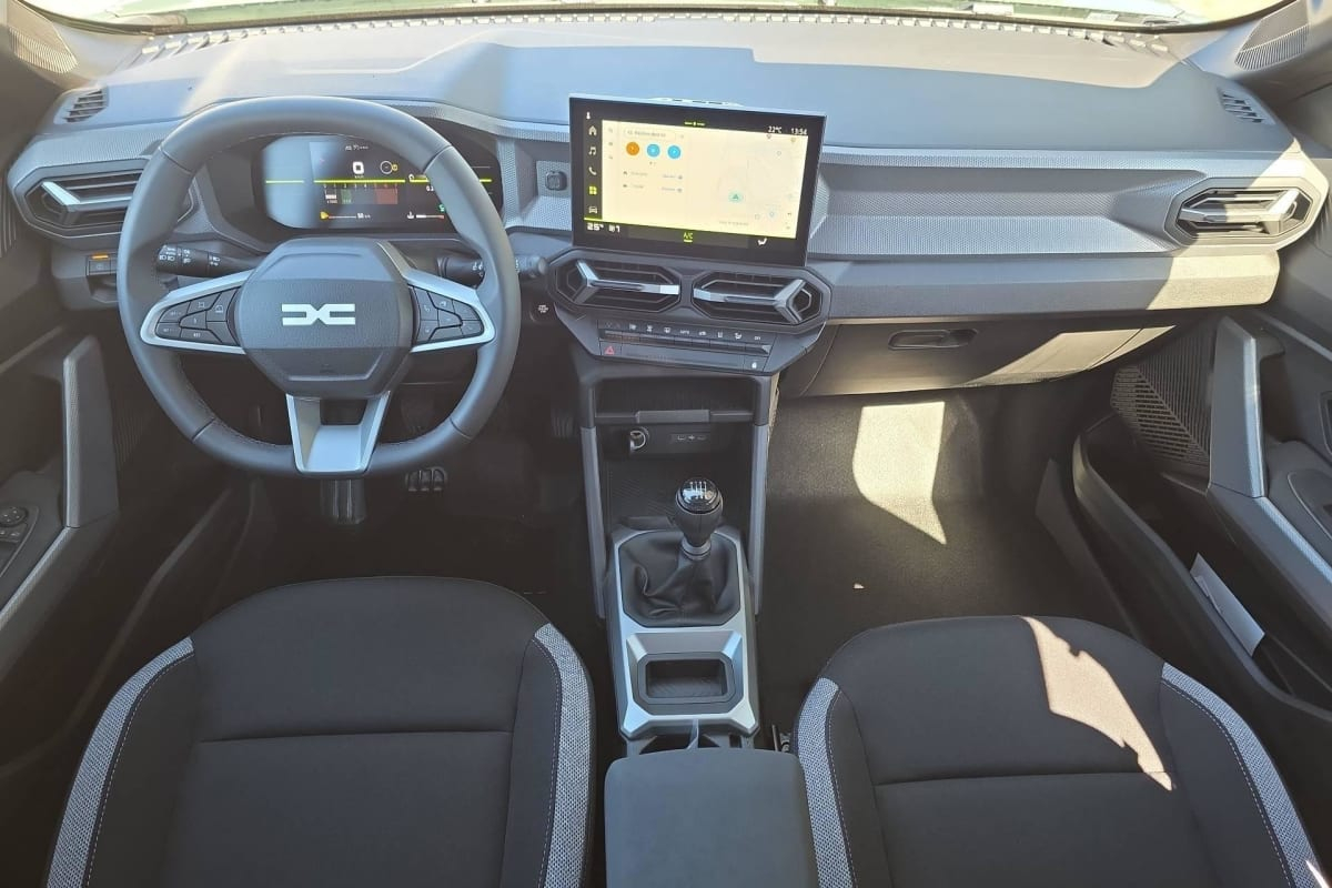 Dacia Duster — photo 12