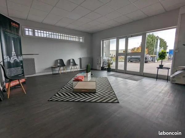 LOCAL D'ACTIVITE 341 m² SAINT ETIENNE DU ROUVRAY
