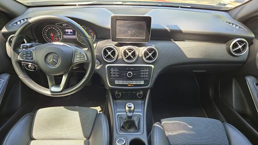 Mercedes Classe A 1.5 160 CDI 90 - Inspiration – 2018 – 103410 km – Diesel – Boîte Manuelle — photo 35