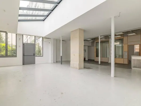 Bureaux 527 m²