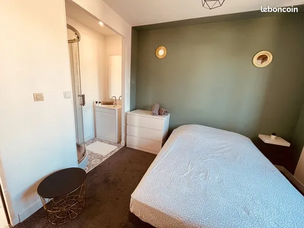 Maison Colocation très bien située, refaite à neuve, parking, terrasse, jardin, sub privative