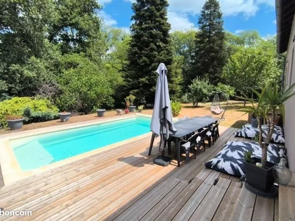 Maison 6 pièces avec piscine