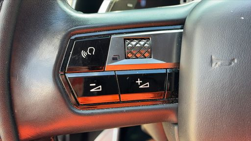 DS DS7 Crossback 1.5 BlueHDi 130 EAT8 - Rivoli – 2021 – 161436 km – Diesel – Boîte Automatique — photo 17