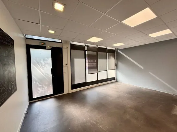 Local commercial 45 m²