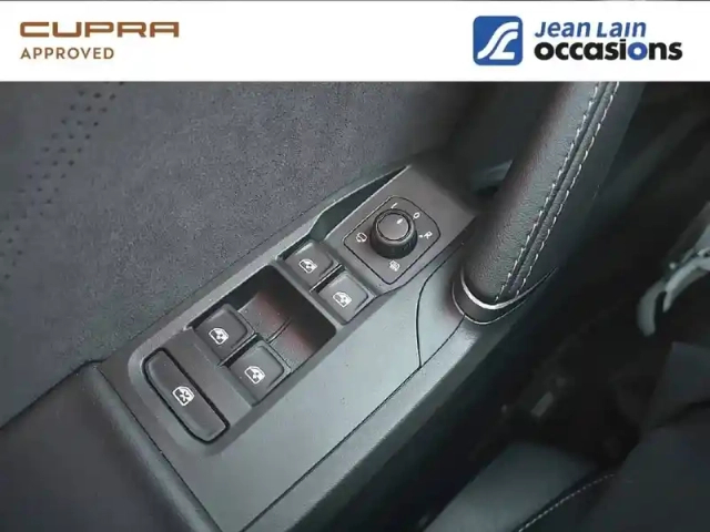 Cupra Leon 1.5 etsi hybrid 150 ch dsg7 — photo 60