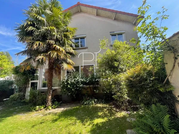 Maison 7 pièces 144 m²
