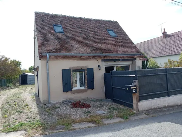 Petite maison de charme sans travaux !