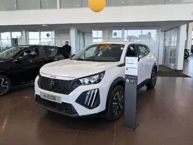 Peugeot 2008 e- 156ch style