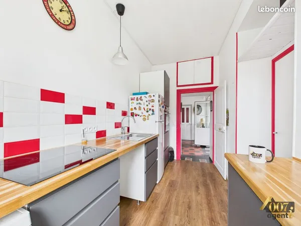 Maison 8 pièces 121 m²