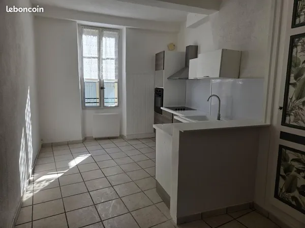Appartement Location Rochemaure 3p 68m² 550€