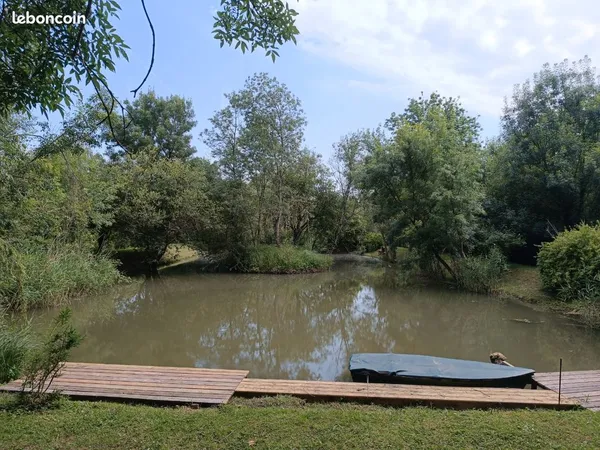 Plan d'eau Vente La Croix-en-Touraine  7450m² 55000€