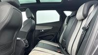 Peugeot 3008 HYBRID4 300ch GT Pack e-EAT8 — photo 10