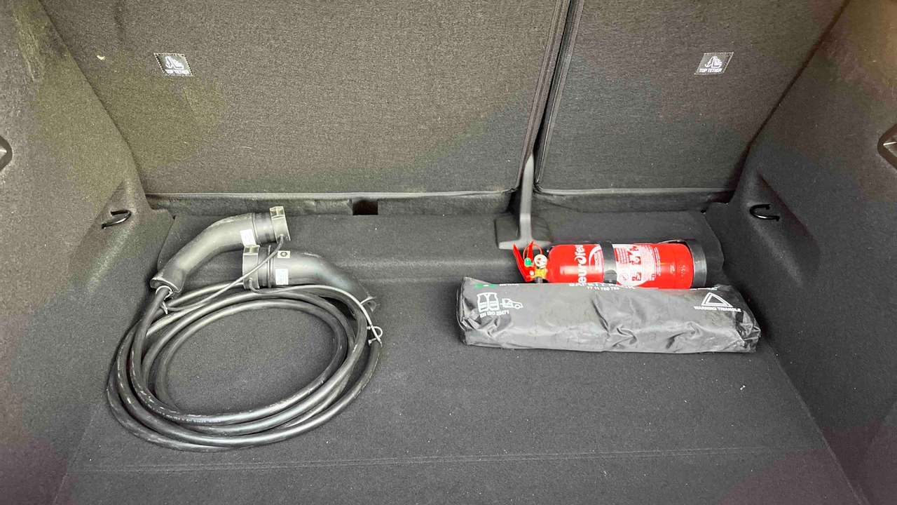 Renault Megane E-Tech EV60 220 ch super charge — photo 13