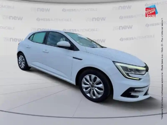Renault Megane sté 1.5 blue dci 115ch air nav réversible — photo 3