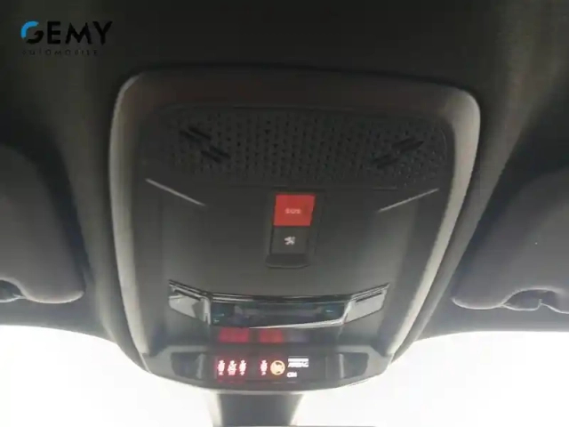 Peugeot 2008 puretech 130 s&amp;s eat8 — photo 17