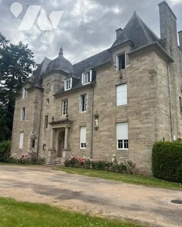 Maison 736 m²