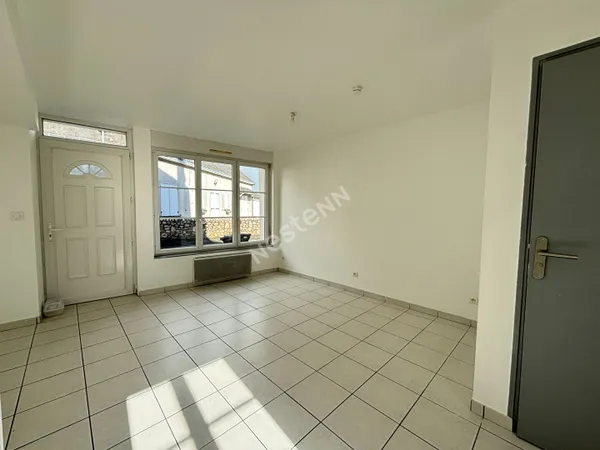 Maison Freigné 3 pièce(s) 64 m2
