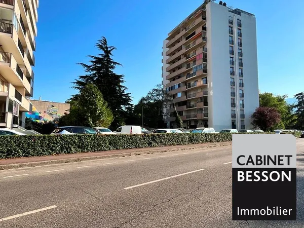 Stationnement Vente Grenoble   17500€