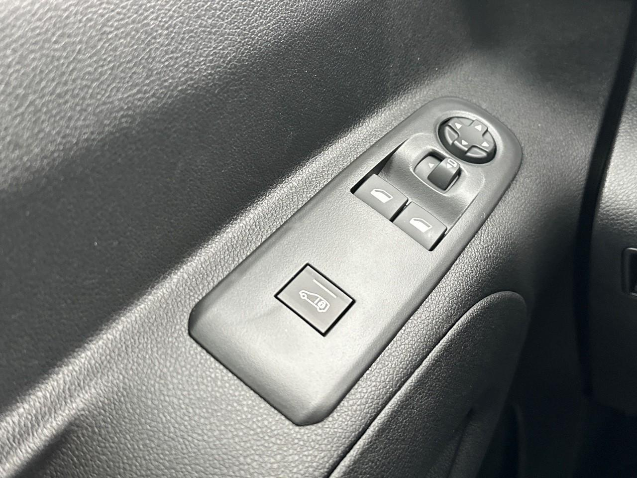 Citroën Berlingo van m diesel 100 ch manuelle — photo 15