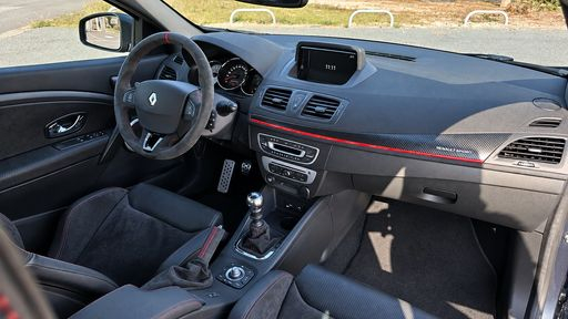 Renault Megane 2.0 275 - RS Trophy – 2015 – 34997 km – Essence – Boîte Manuelle — photo 26