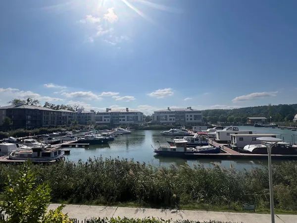 À louer : Appartement moderne meublé de 3 pièces à L'Isle-Adam !