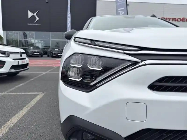Citroën C4 e- 136 ch automatique — photo 16